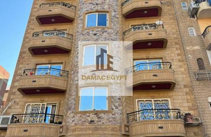 Apartment - 4 Bedrooms - 3 Bathrooms for sale in District No. 7 St. - 4th District - 6 October City - Giza Apartment - 4 Bedrooms - 3 Bathrooms for sale in District No. 7 St. - 4th District - 6 October City - Giza