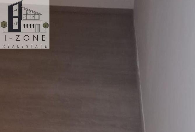 72179975 - Property Image 2