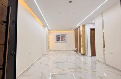 Apartment - 3 Bedrooms - 2 Bathrooms for sale in Gate 4 old - Horus - Hadayek El Ahram - Giza
