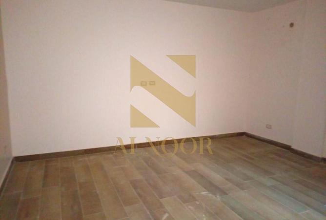 8561868 - Property Image 3