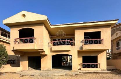 Villa - 4 - 4 for sale in River Walk - North Investors Area - New Cairo City - Cairo