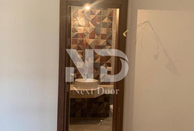 83671661 - Property Image 3