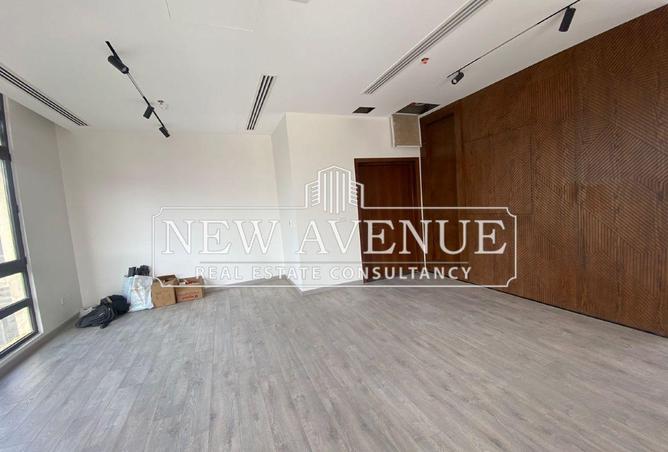 70623667 - Property Image 3