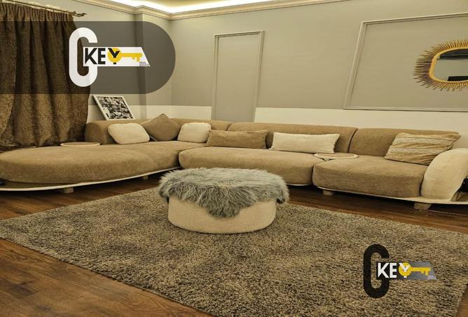 53730137 - Property Image 2