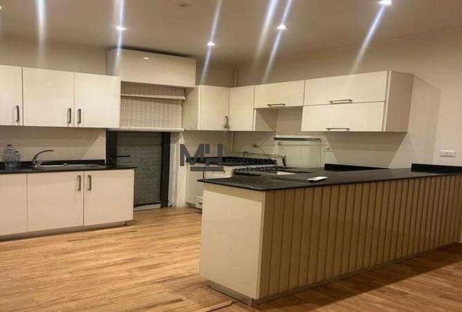 99104940 - Property Image 2