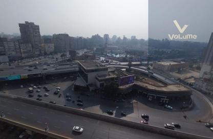 Apartment - 3 Bedrooms - 2 Bathrooms for sale in Ahmed Orabi St. - Mohandessin - Giza