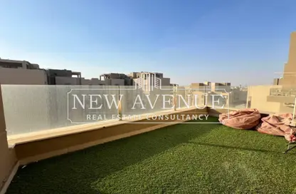 Penthouse - 3 Bedrooms - 3 Bathrooms for sale in Palm Hills Village Gate - South Investors Area - New Cairo City - Cairo