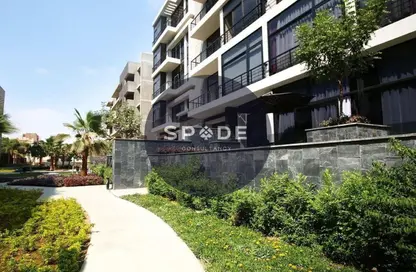 Apartment - 3 Bedrooms - 3 Bathrooms for sale in The Waterway View - 90 Street - The 5th Settlement - New Cairo City - Cairo