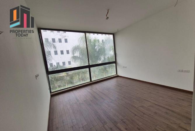 74305449 - Property Image 2