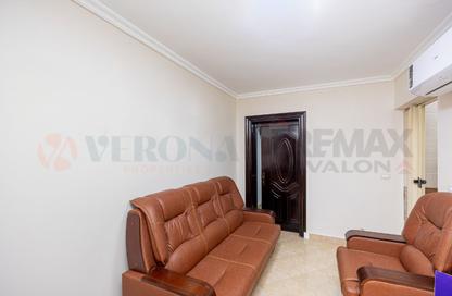 Office Space - Studio - 2 Bathrooms for sale in Saad Zaghloul St. - Raml Station - Hay Wasat - Alexandria