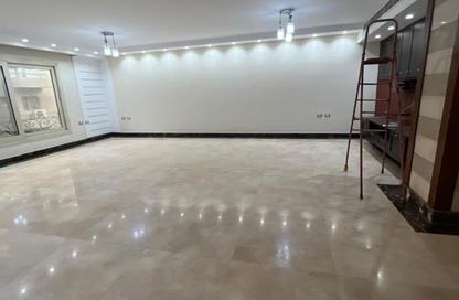شقة - 3 غرف نوم - 4 حمامات للايجار في شارع محي الدين أبو العز - المهندسين - الجيزة