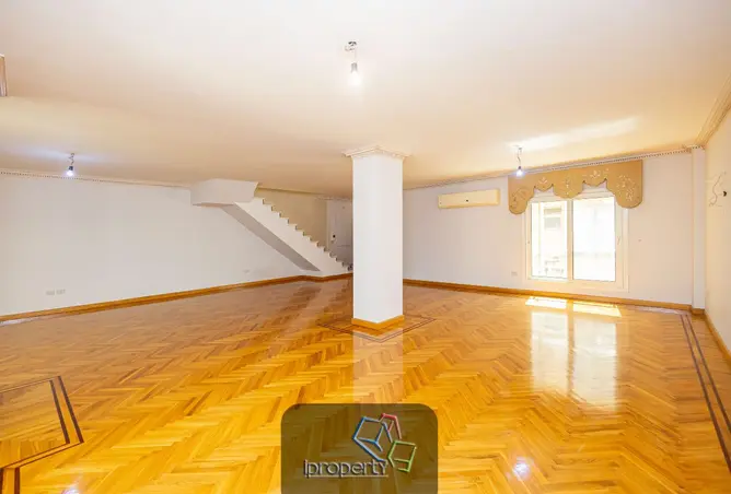 111584947 - Property Image 2