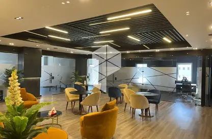 مساحات مكتبية - 8 غرف نوم - 2 حمامات للايجار في مركز القاهرة الجديدة - شارع التسعين الشمالي - التجمع الخامس - مدينة القاهرة الجديدة - القاهرة