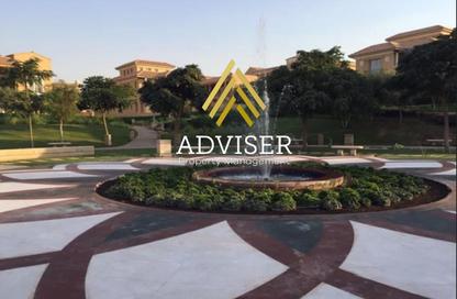 Apartment - 2 Bedrooms - 2 Bathrooms for sale in Hyde Park - New Cairo City - Cairo