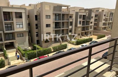 (بنتهاوس  (روف - 2 غرف نوم - 2 حمامات للبيع في مون ريزيدنس - فيفث سكوير - التجمع الخامس - مدينة القاهرة الجديدة - القاهرة