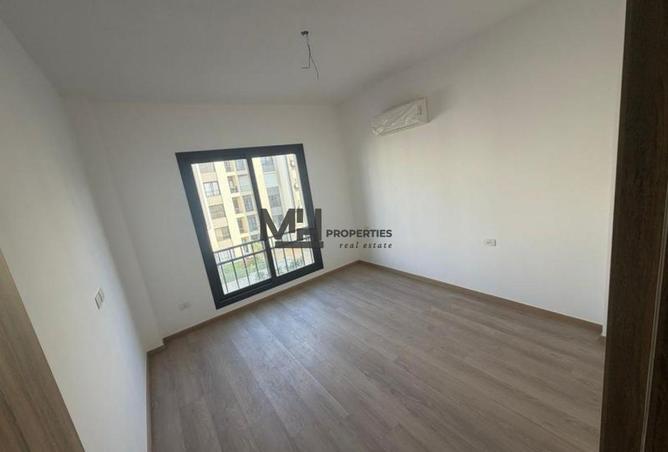 98274585 - Property Image 3
