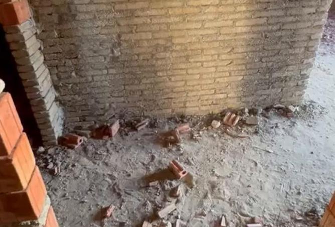 83128566 - Property Image 3