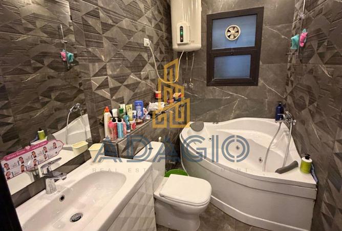 99803270 - Property Image 3