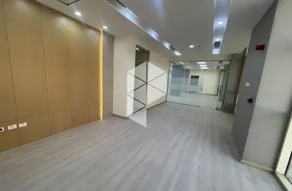 مساحات مكتبية - 8 غرف نوم - 2 حمامات للايجار في وسط القاهرة الجديدة - شارع التسعين الشمالي - التجمع الخامس - مدينة القاهرة الجديدة - القاهرة