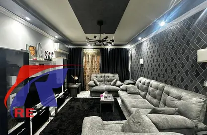 شقة - 2 غرف نوم - 2 حمامات للبيع في شارع ابو بكر الصديق - ميدان المحكمة - مصر الجديدة - القاهرة