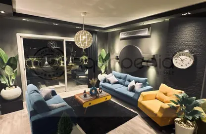 شقة - 3 غرف نوم - 3 حمامات للبيع في كمبوند فيلدج جاردن القطامية - كمبوندات التجمع الخامس - التجمع الخامس - مدينة القاهرة الجديدة - القاهرة