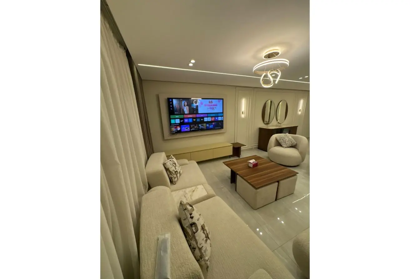 121660345 - Property Main Image