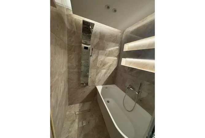 121660345 - Property Image 2