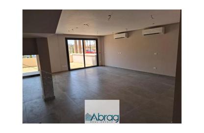 شقة - 3 - 3 للبيع في فيلدج ويست - كمبوندات الشيخ زايد - الشيخ زايد - الجيزة
