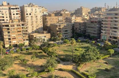Apartment - 3 Bedrooms - 2 Bathrooms for sale in Al Ahnaf Bin Qais St. - El Hegaz Square - El Nozha - Cairo