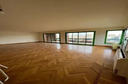 نصف طابق - استوديو - 3 حمامات للايجار في شارع مكرم عبيد - المنطقة السادسة - مدينة نصر - القاهرة