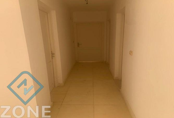 8555418 - Property Image 3