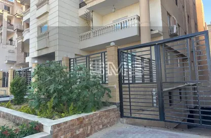 Apartment - 3 Bedrooms - 2 Bathrooms for sale in South Lotus - El Lotus - New Cairo City - Cairo