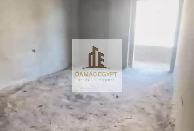 83676167 - Property Image 2