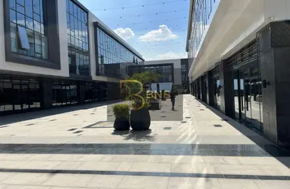 Shop - Studio for rent in One Golden Square Mall - The 5th Settlement - New Cairo City - Cairo