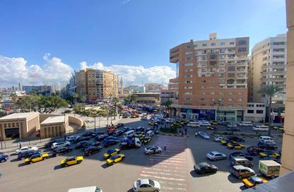 شقة - 3 غرف نوم - 2 حمامات للبيع في سموحة - حي شرق - الاسكندرية