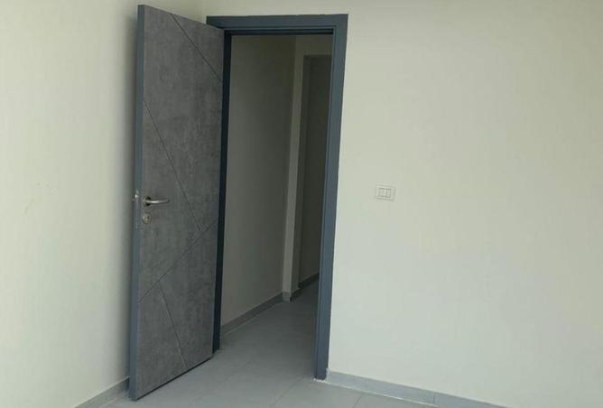 70364833 - صورة العقار 2