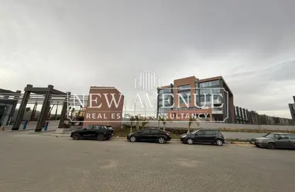 Office Space - 3 Bedrooms - 1 Bathroom for rent in Three Sixty - 5th Settlement Compounds - The 5th Settlement - New Cairo City - Cairo