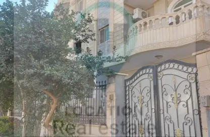 شقة - 3 غرف نوم - 3 حمامات للبيع في الحي السادس - مدينة العبور - القليوبية