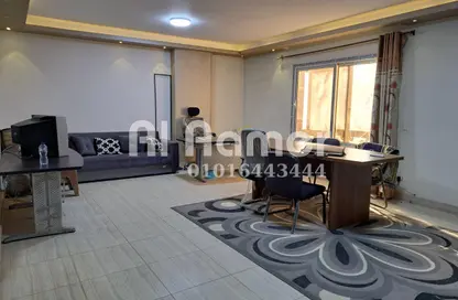Apartment - 3 Bedrooms - 1 Bathroom for sale in 10th Sector - Zahraa El Maadi - Hay El Maadi - Cairo