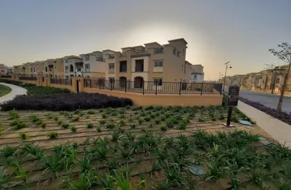 Twin House - 4 Bedrooms - 5 Bathrooms for sale in Mivida - 5th Settlement Compounds - The 5th Settlement - New Cairo City - Cairo