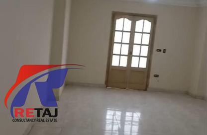 Apartment - 3 - 2 for sale in Ahmed Al Zomor St. - 9th Zone - Nasr City - Cairo