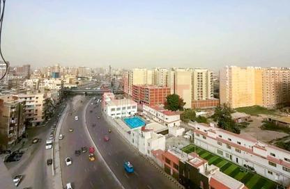 شقة - 3 غرف نوم - 2 حمامات للبيع في شارع محرم بك - محرم بك - حي وسط - الاسكندرية
