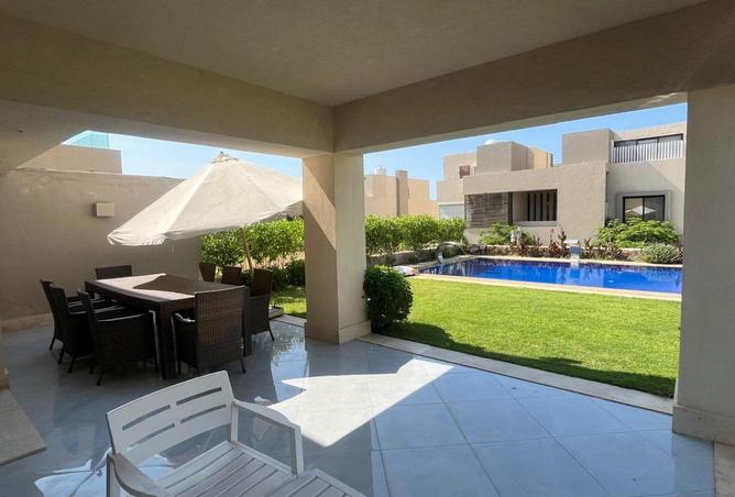 8709702 - Property Image 2