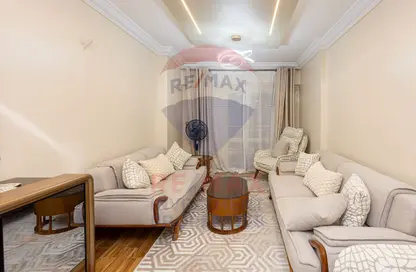 Apartment - 3 Bedrooms - 1 Bathroom for sale in Mahmoud Al Essawy St. - Miami - Hay Awal El Montazah - Alexandria