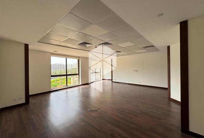 102071077 - Property Main Image
