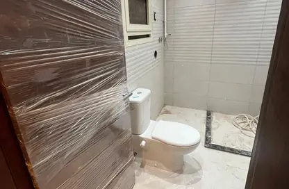 Apartment - 3 Bedrooms - 2 Bathrooms for sale in Tawfik Ahmed Al Bakry St. - 6th Zone - Nasr City - Cairo