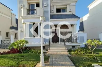 Villa - 3 Bedrooms - 3 Bathrooms for sale in Mountain View 4 - 6 October Compounds - 6 October City - Giza