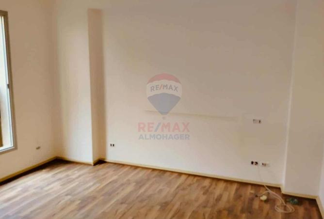 56508206 - Property Image 2