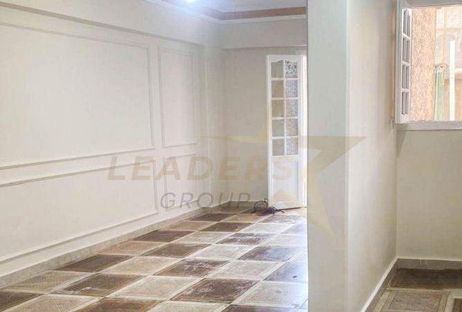 8591590 - Property Image 2