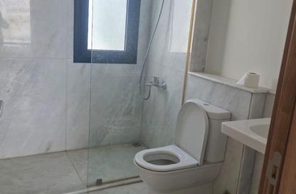 فيلا - 5 غرف نوم - 4 حمامات للبيع في كمبوند البروج - كمبوندات الشروق - مدينة الشروق - القاهرة